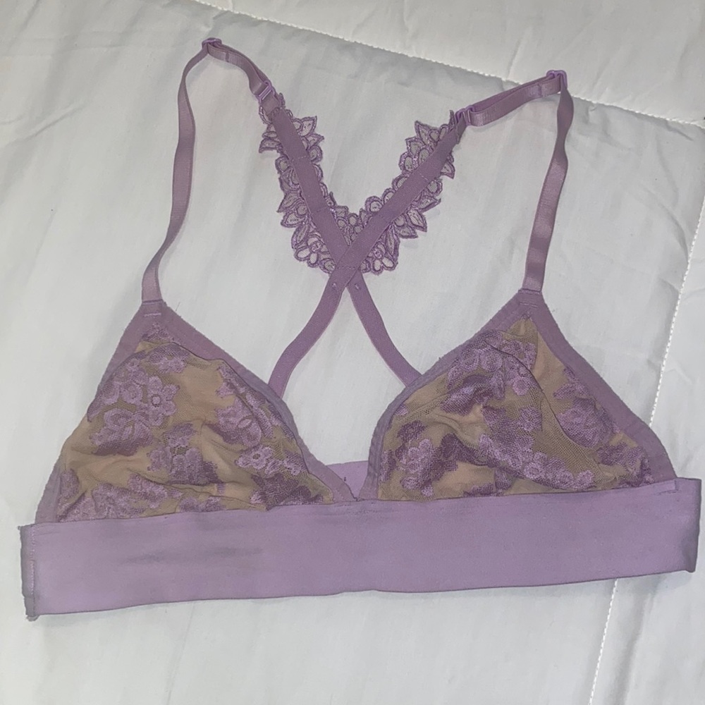 Victoria’s Secret PINK lavender lace detailed bralette
